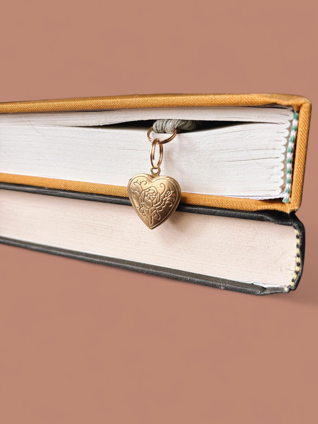 Functional Heart Shaped Locket Bookmark | Personalized Photo Keepsake | Gift for Book Lovers | Page Keeper