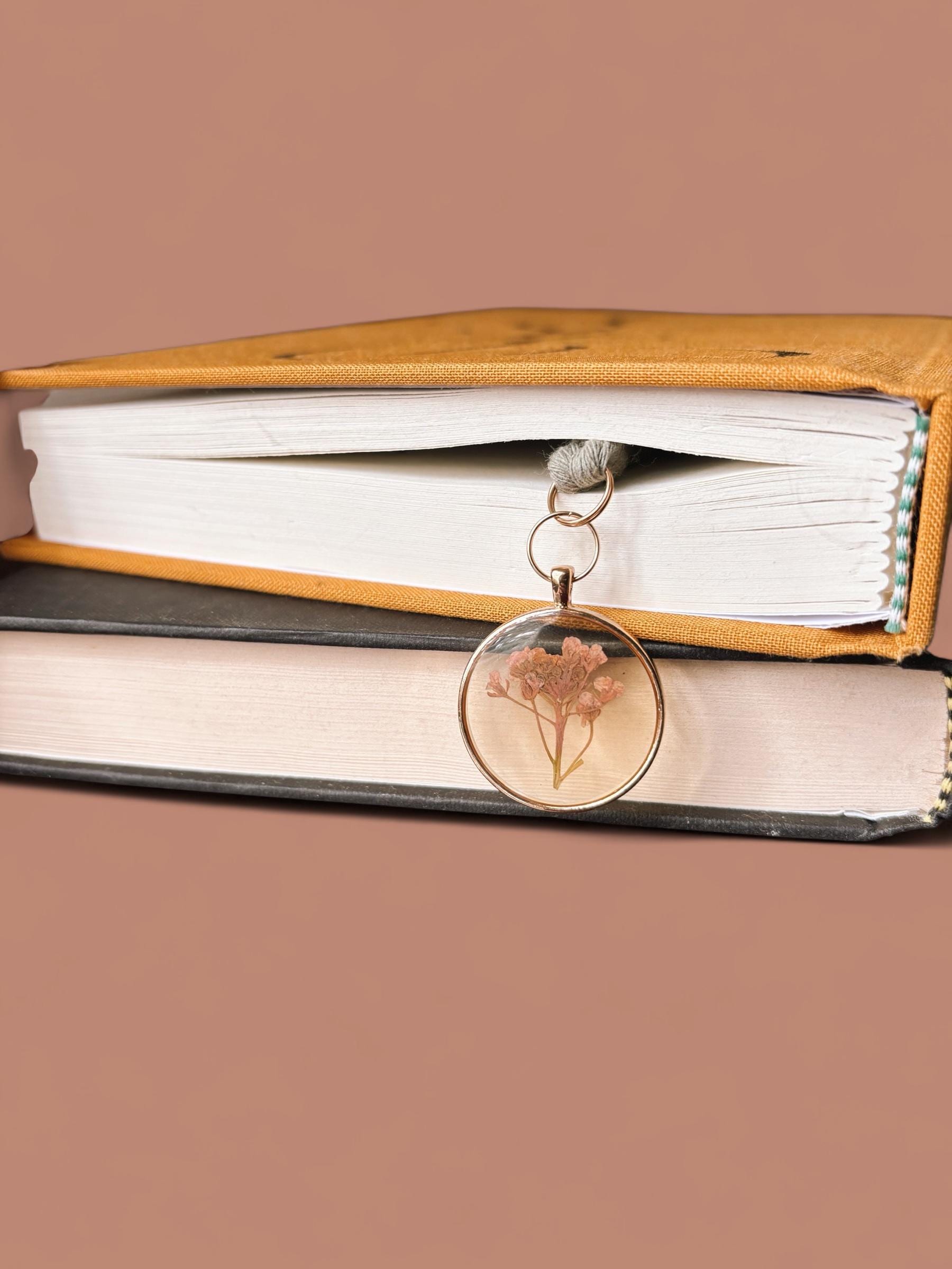 Light Pink Circle Pressed Floral Bookmark | Cottagecore Gift for Book Lovers | Romantasy Readers, Whimsical Gifts